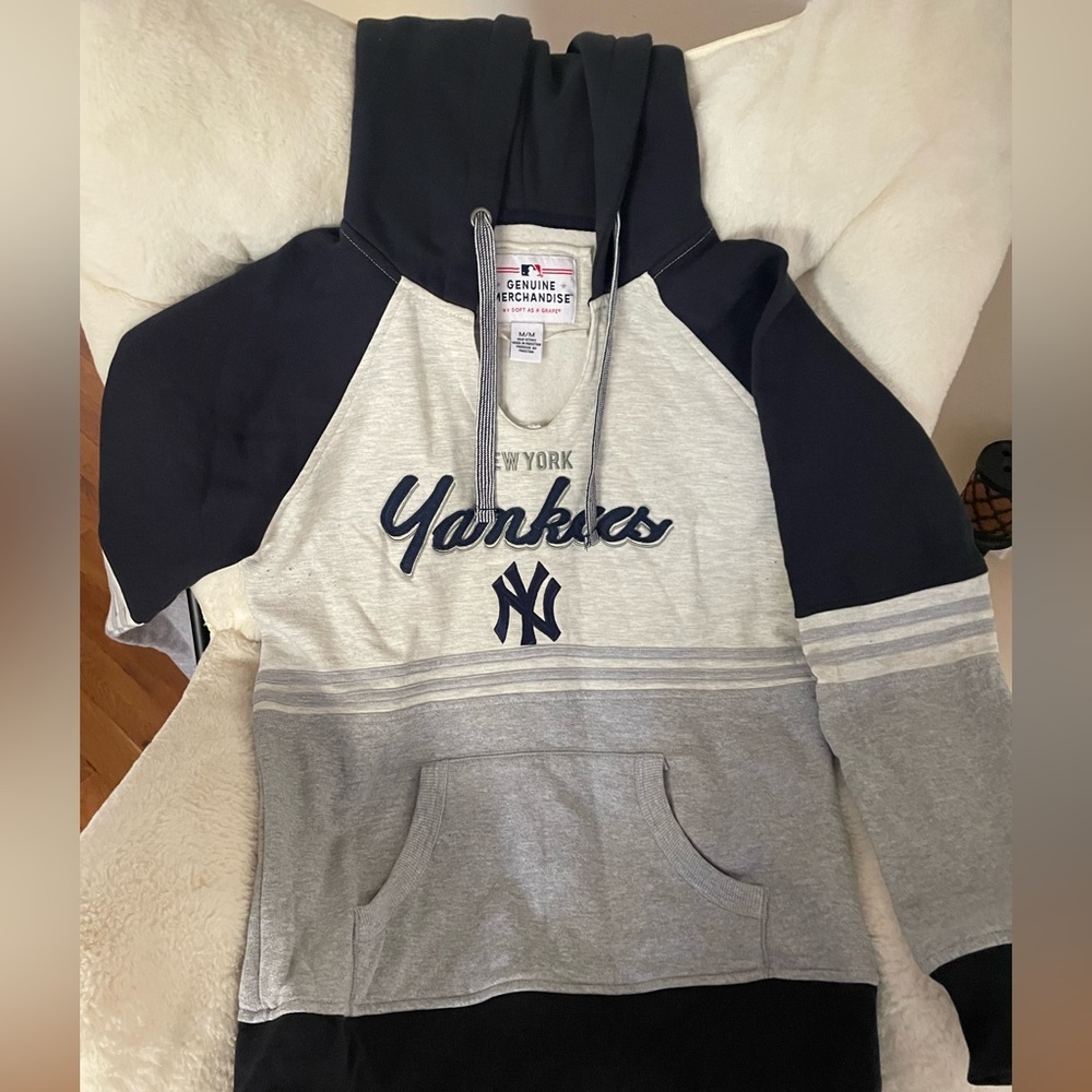 NY Yankees hoodie